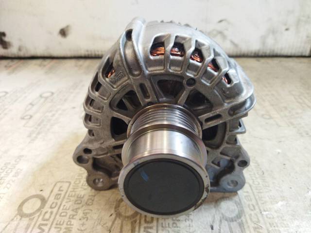 Alternador 04E903021N VAG