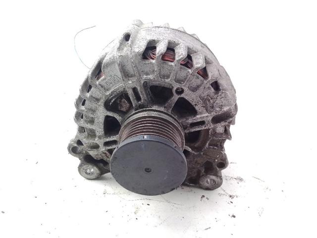 04E903023J VAG Alternador  en stock Gandía