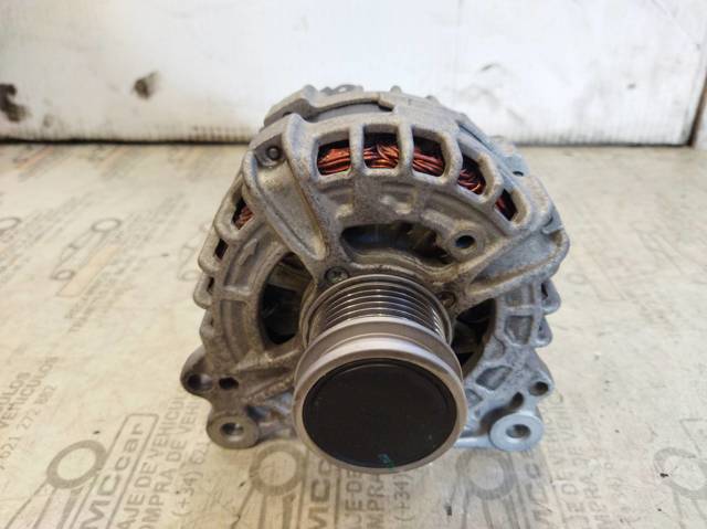 04E903023J VAG Alternador  comprar en Oviedo
