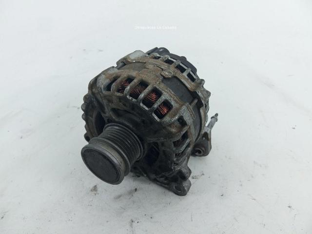 04E903023J Alternador  disponible Málaga