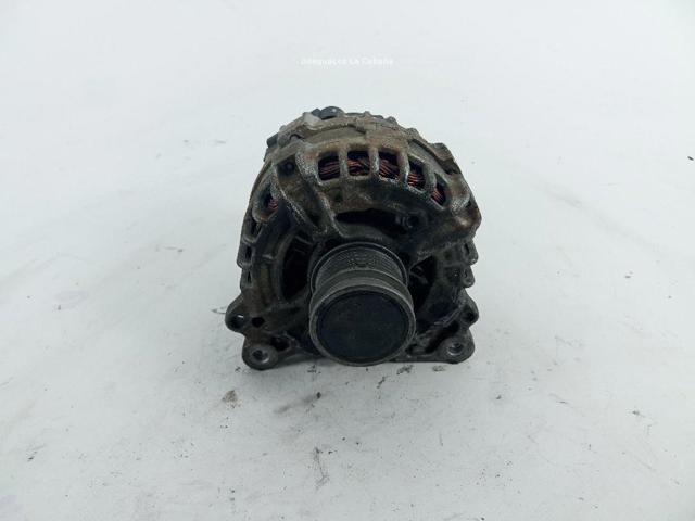 04E903023J VAG Alternador  comprar en Oviedo