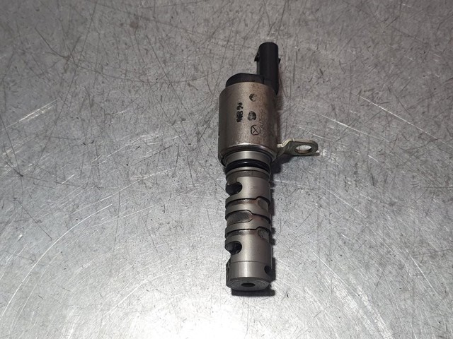 VAG 04E906455D Válvula de control del árbol de levas  en stock Terrassa