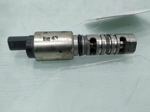 VAG 04E906455D Válvula de control del árbol de levas  en stock Valencia