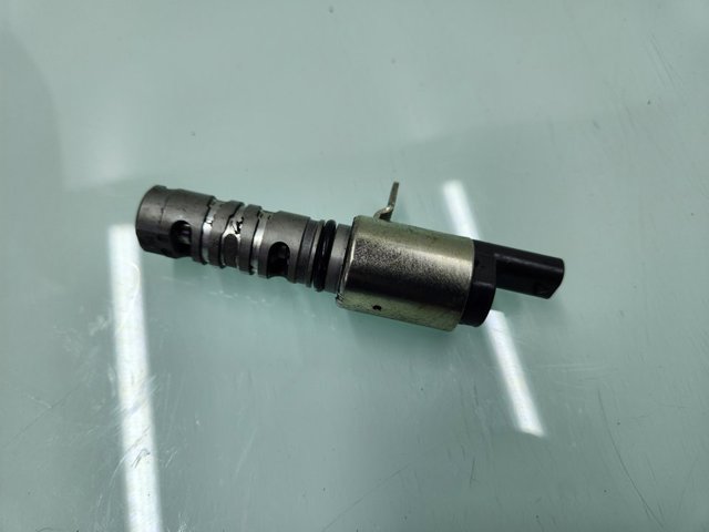 Válvula de control del árbol de levas 04E906455D VAG