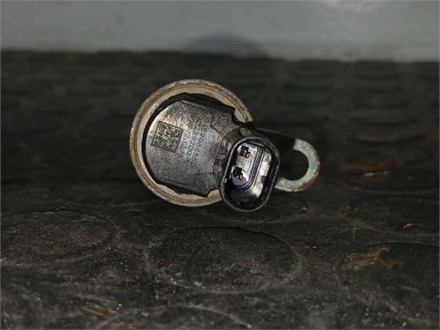 VAG 04E906455D Válvula de control del árbol de levas comprar Barcelona