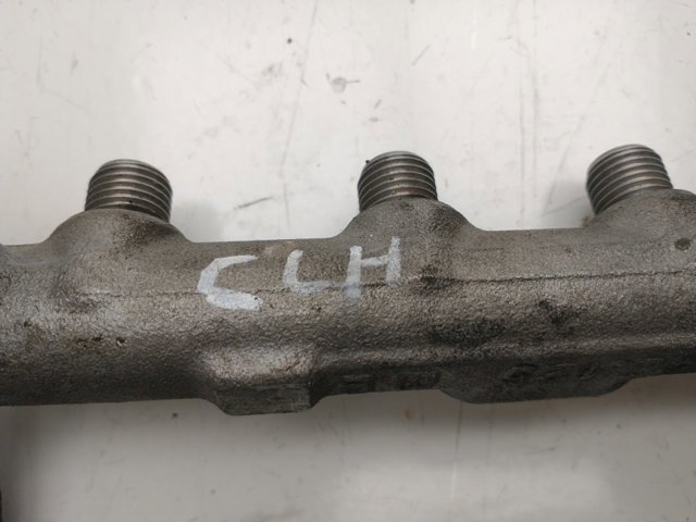 04L089B VAG Rampa de combustible comprar Madrid