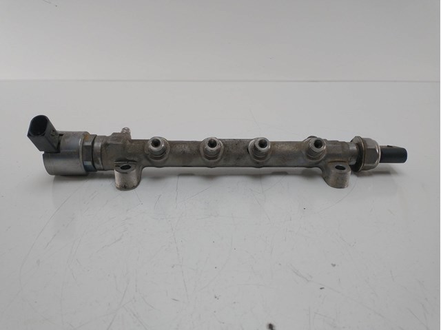 04L089G Rampa de combustible  en stock Sabadell
