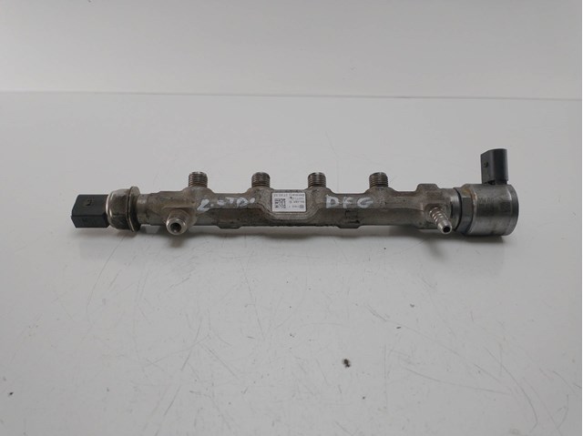 04L089G VAG Rampa de combustible  en stock Gandía
