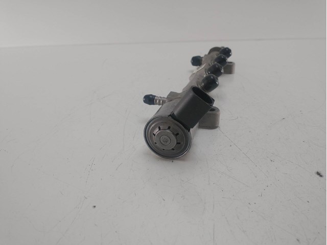VAG 04L089G Rampa de combustible comprar Barcelona