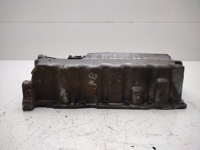 04L103603 Cárter de aceite del motor  en stock Castellón