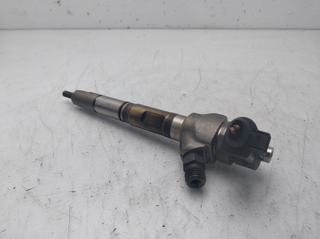 VAG 04L130277AD Inyector  en stock Salamanca