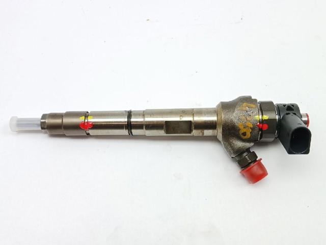 Inyector de combustible 04L130277AD VAG