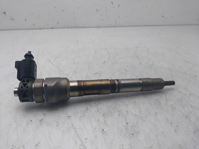 04L130277AD VAG Inyector de combustible  comprar en Jaén