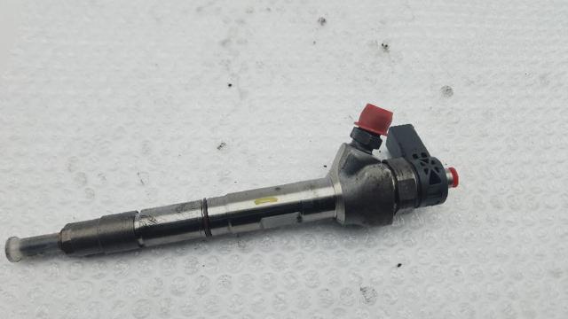 Inyector de combustible 04L130277AE VAG