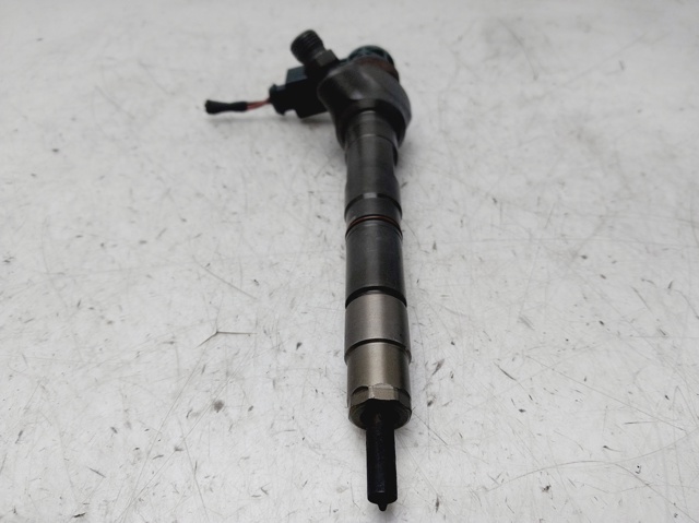 04L130277E Inyector de combustible  disponible Burgos