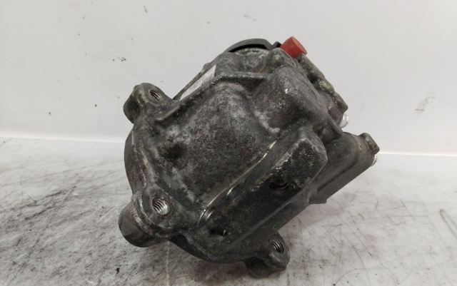 VAG 04L130755D Bomba inyectora  en stock Valencia