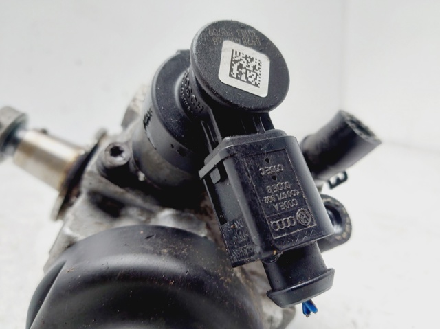 04L130755D VAG Bomba de alta presión de combustible  disponible Ourense