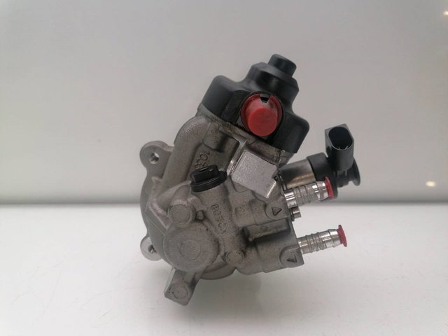 04L130755E Bomba inyectora comprar Sevilla