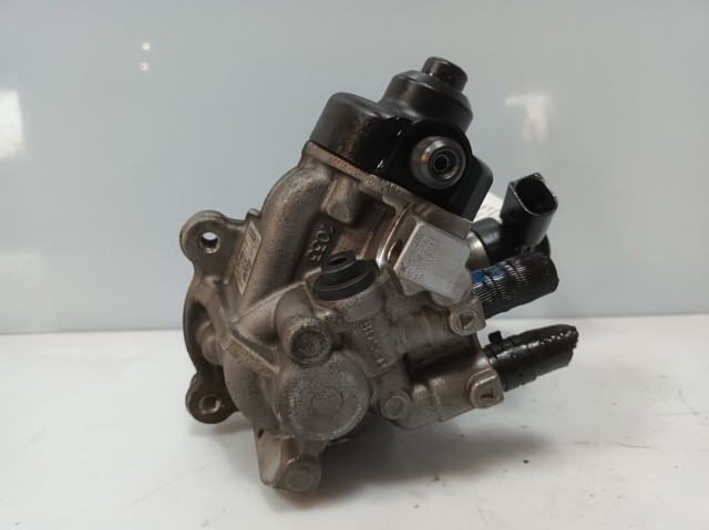 04L130755E VAG Bomba de alta presión de combustible  comprar en Lleida