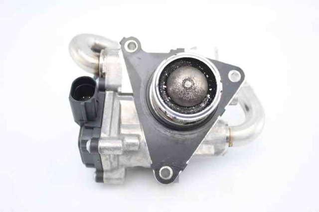 04L131501R Válvula EGR de recirculación de gases  comprar en Reus