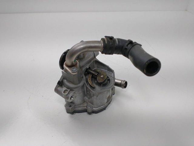 VAG 04L131501RV110 Válvula EGR  en stock Terrassa