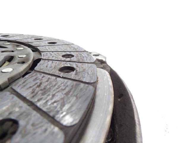 04L141015 VAG Embrague  en stock Huelva