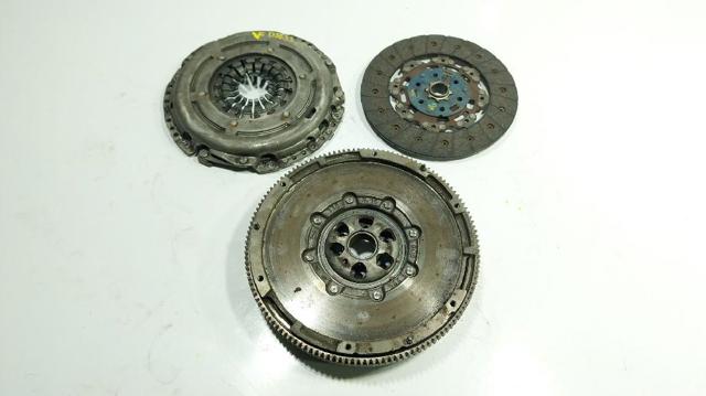 04L141015A VAG