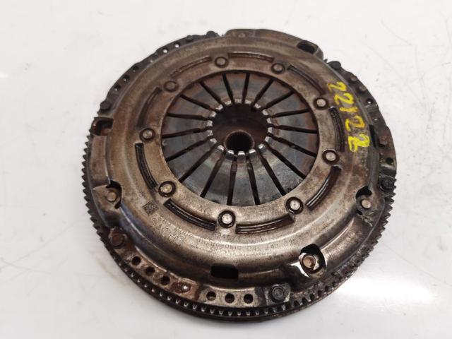 04L141015D VAG