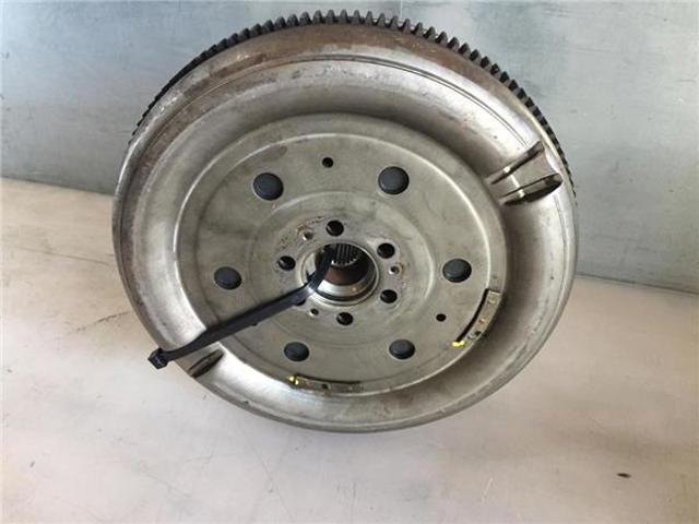 VAG 04L141015E Kit de embrague  disponible Lugo