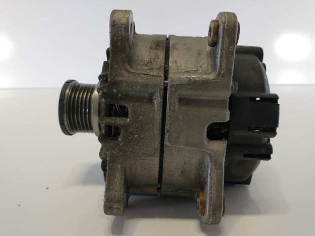 VAG 04L903017A Alternador  en stock Valencia