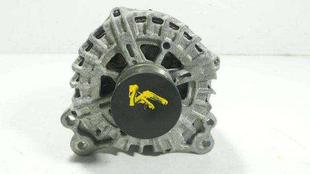 VAG 04L903017C Alternador  en stock Valencia