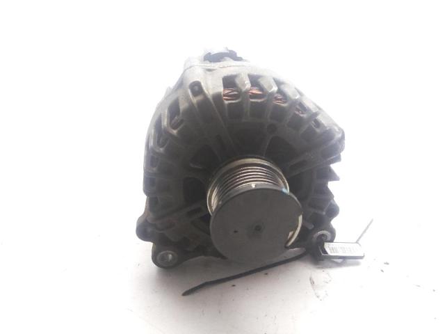 VAG 04L903017C Alternador  disponible España