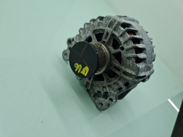 VAG 04L903021A Alternador  comprar en Murcia