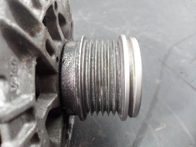 04L903023L VAG Alternador  comprar en Oviedo