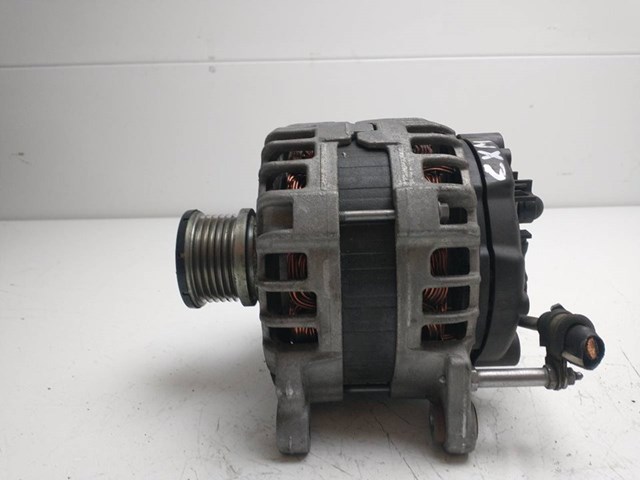 VAG 04L903024S Alternador  disponible Lugo