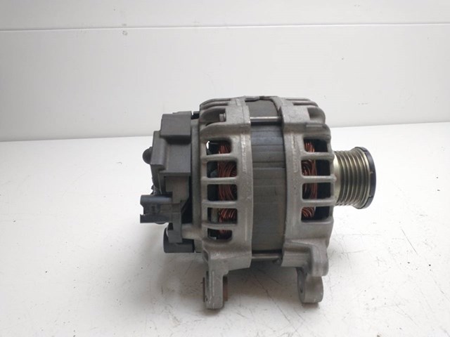04L903024S VAG Alternador  en stock Gandía