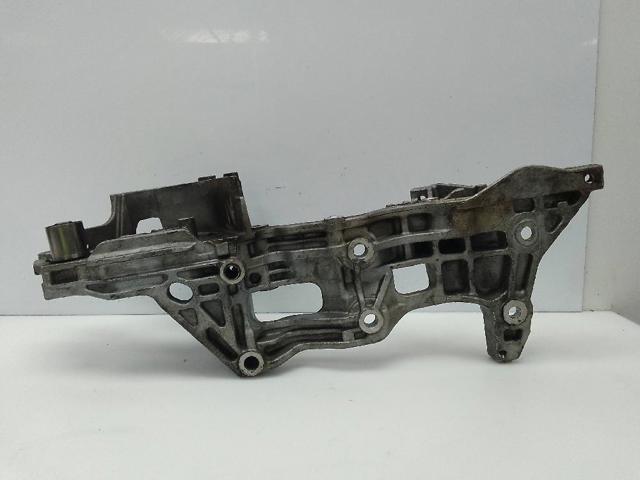 Taco de motor para Skoda SuperB III (3V3)