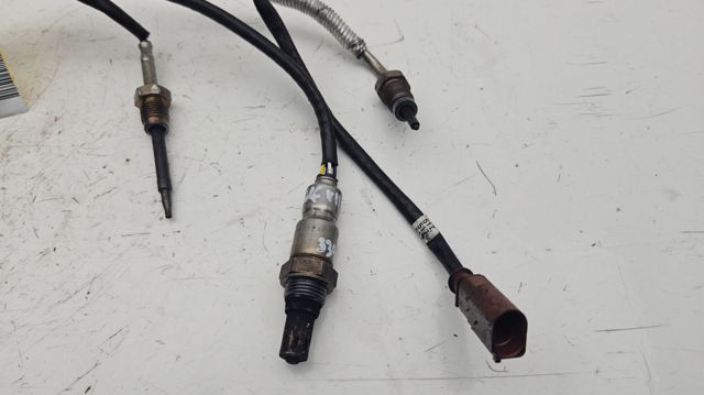 VAG 04L906262AF Sensor de oxígeno previo al catalizador  disponible Valladolid