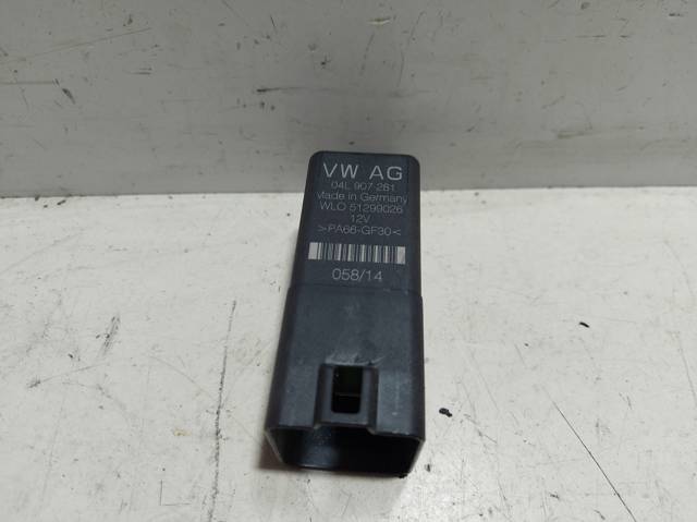 Relé de bujía de precalentamiento Skoda Fabia 2 5J2, 542, 572, 582