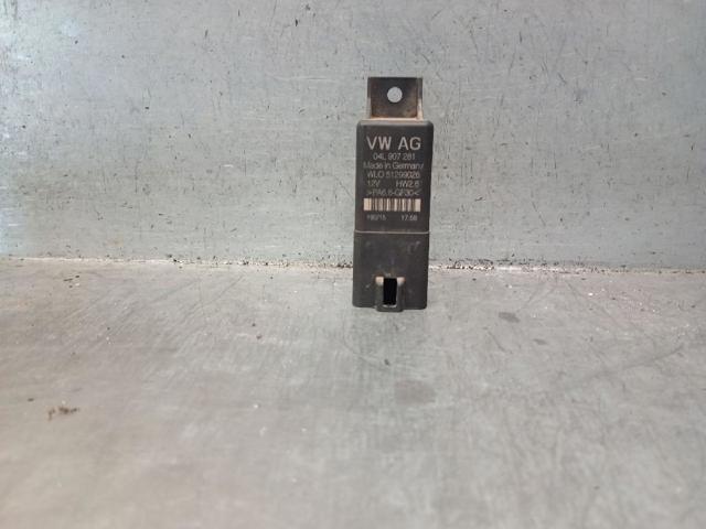 Relé de bujía de precalentamiento Skoda Fabia 2 5J2, 542, 572, 582