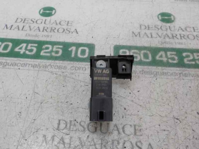 Relé de bujía de precalentamiento Skoda Fabia 2 5J2, 542, 572, 582