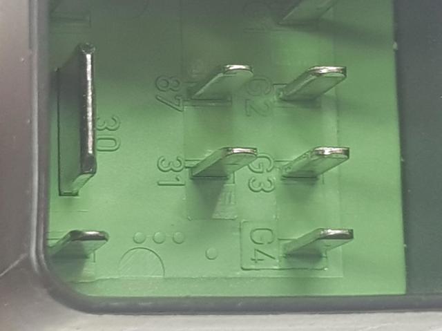 Relé de bujía de precalentamiento Skoda Fabia 2 5J2, 542, 572, 582