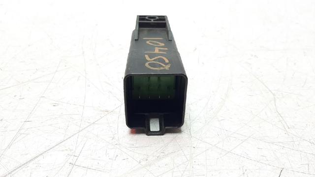 04L907281 Relé de bujía de precalentamiento  disponible Utrera