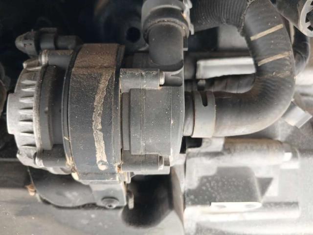 04L965567A Bomba de agua eléctrica auxiliar  comprar en Reus