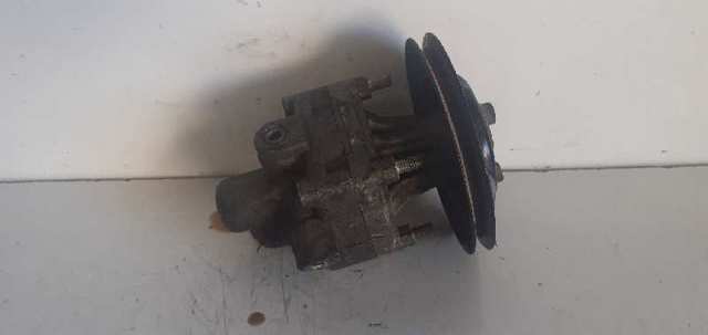 VAG 050145155A Bomba de dirección asistida  disponible España