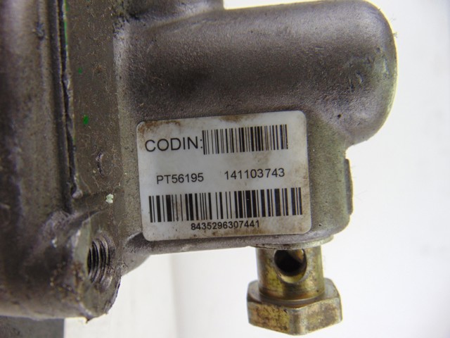 050145155A Bomba de dirección  en stock Castellón