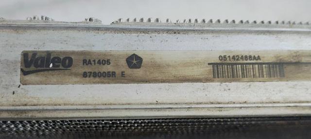 05142488AA Radiador de refrigeración del motor  disponible Málaga
