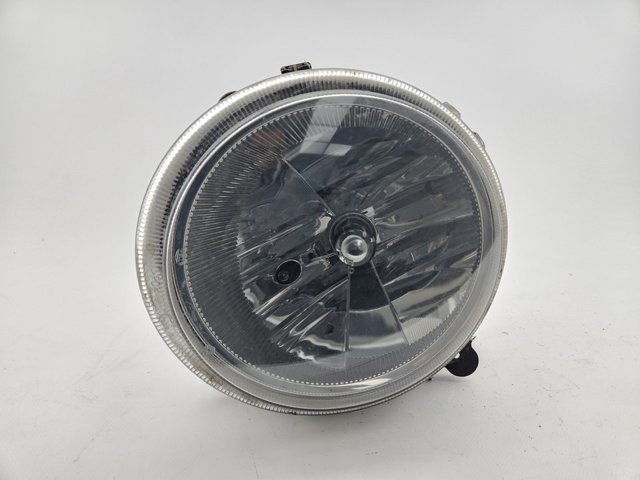 Faros delanteros para Jeep Patriot  ()
