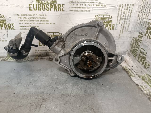057145100AC VAG Bomba de vacío comprar Madrid