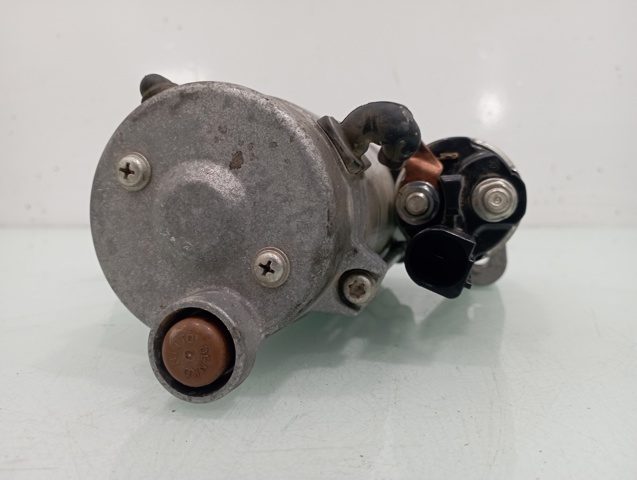 057911024 VAG Motor de arranque  en stock Gandía